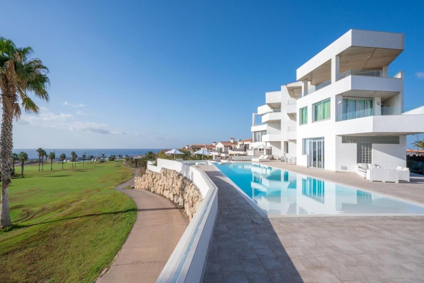 Amarilla Golf Villas-Lovely Complex-Amazing View 圣米格尔德阿沃纳 外观 照片