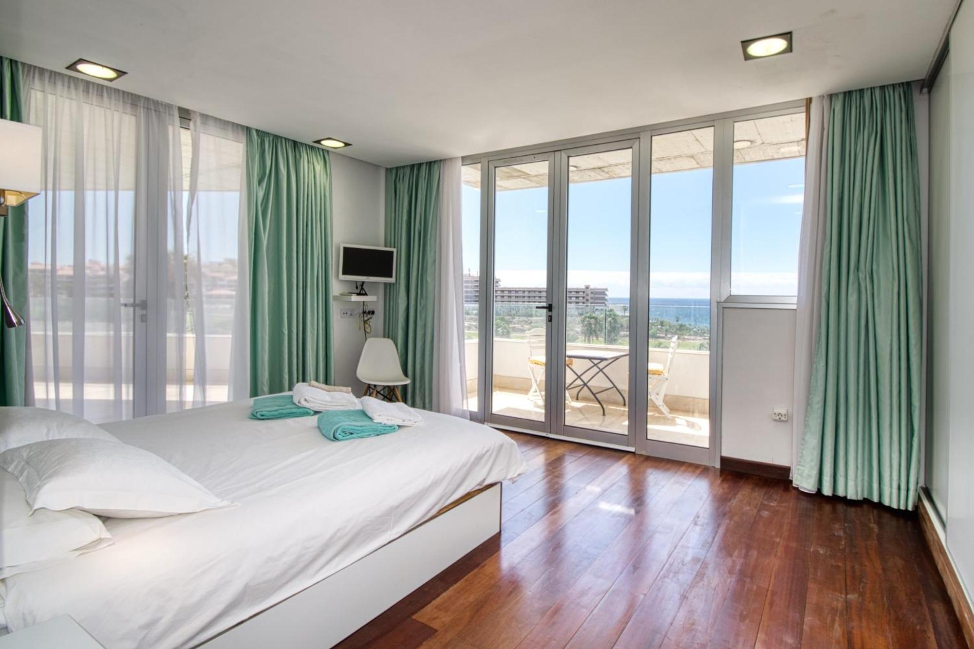 Amarilla Golf Villas-Lovely Complex-Amazing View 圣米格尔德阿沃纳 外观 照片