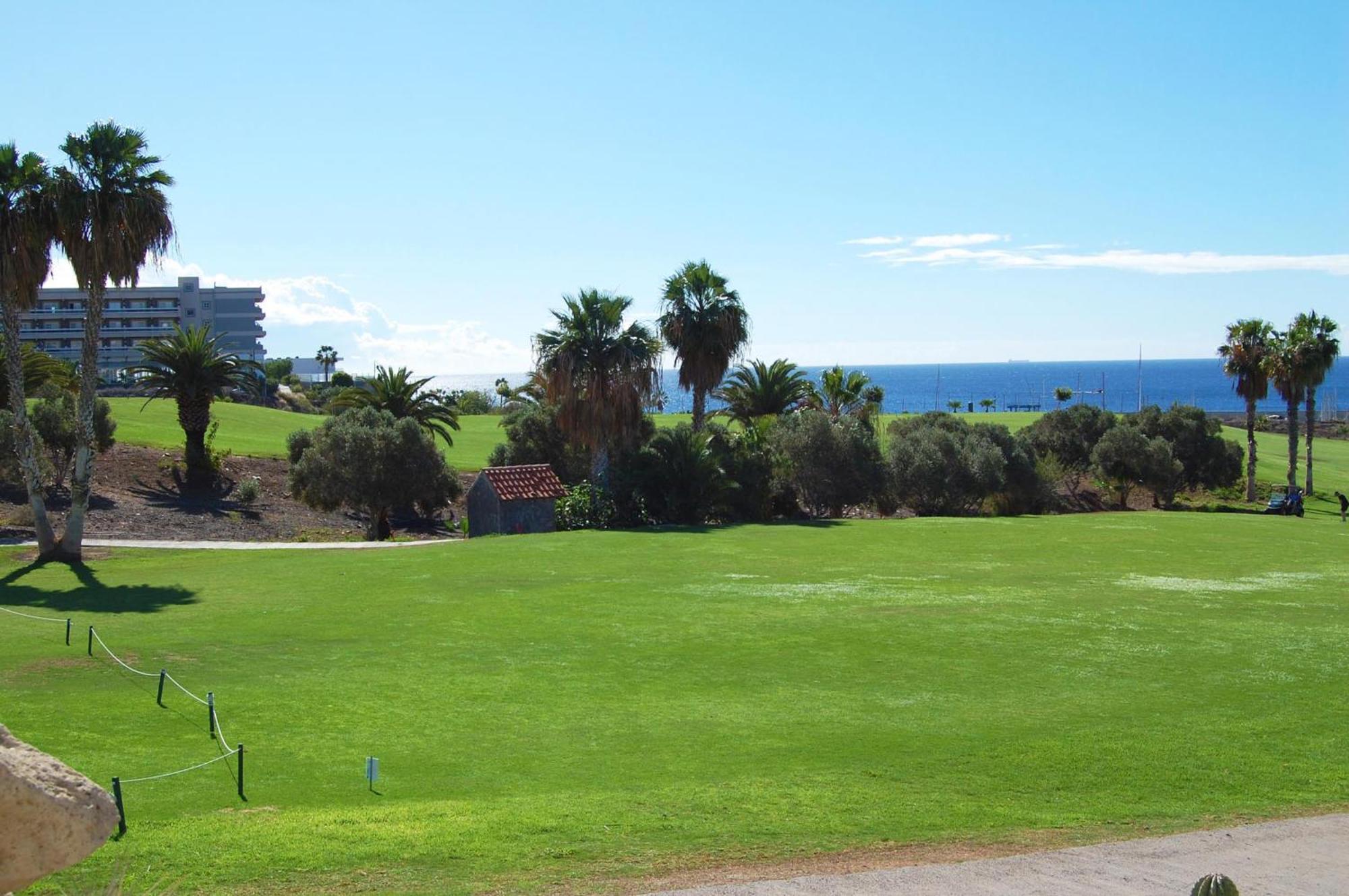 Amarilla Golf Villas-Lovely Complex-Amazing View 圣米格尔德阿沃纳 外观 照片