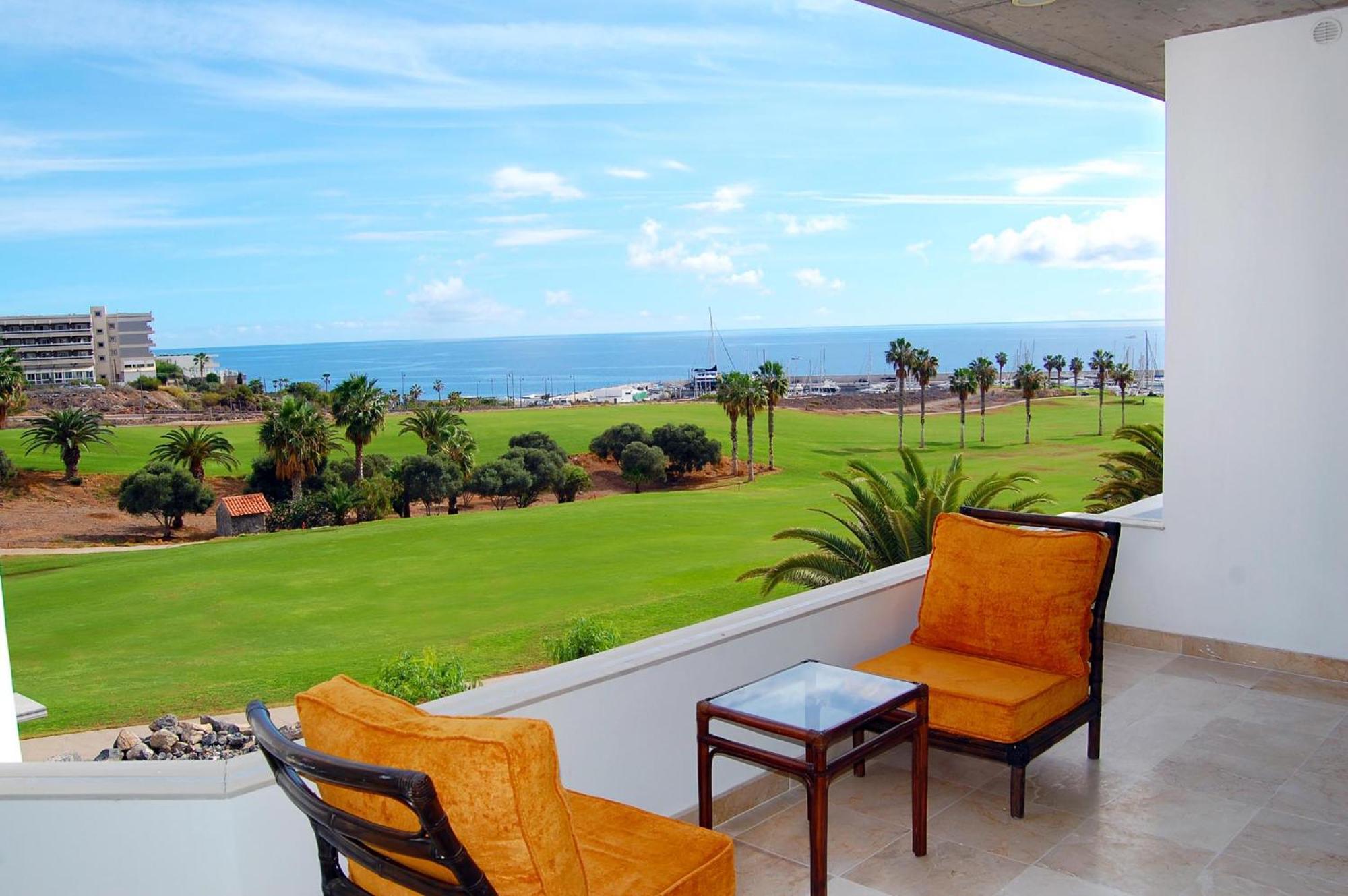 Amarilla Golf Villas-Lovely Complex-Amazing View 圣米格尔德阿沃纳 外观 照片