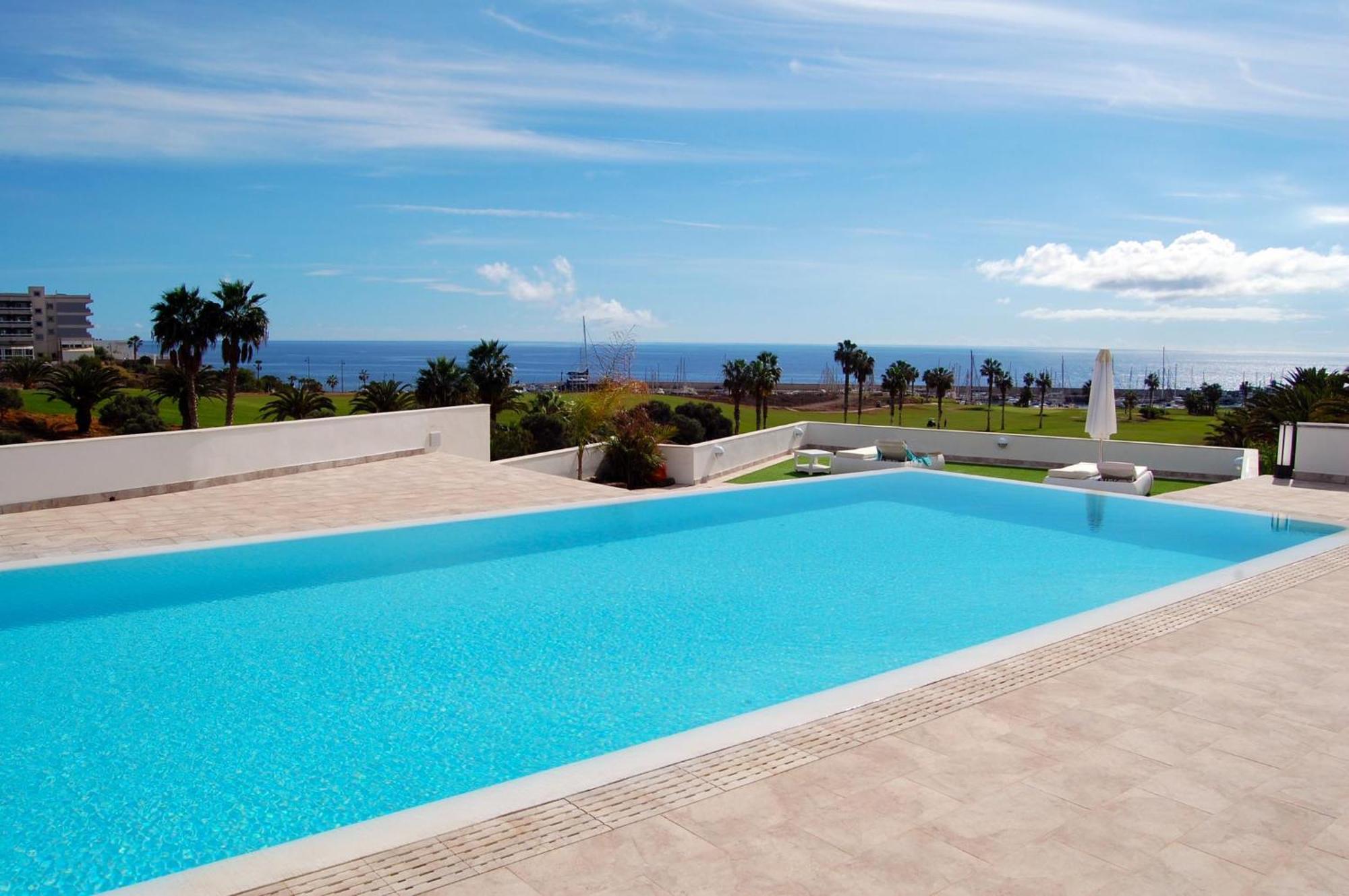Amarilla Golf Villas-Lovely Complex-Amazing View 圣米格尔德阿沃纳 外观 照片